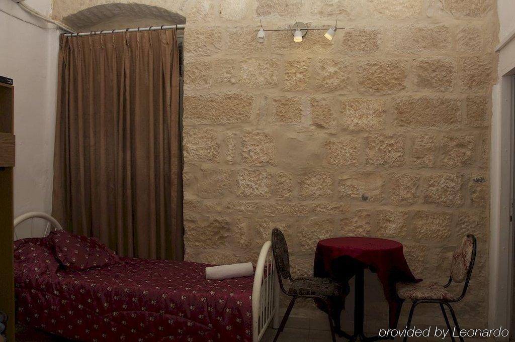 East New Imperial Hotel Yerusalem Bagian luar foto